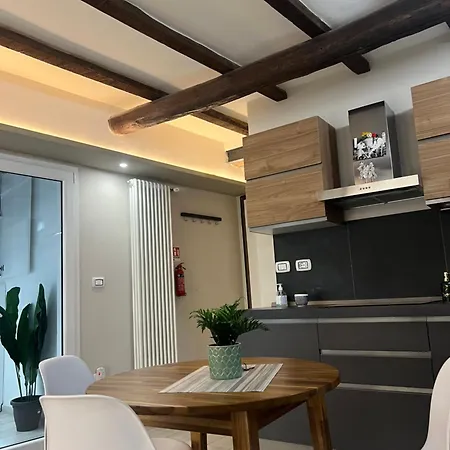 Bolognabyside-de Falegnami * 博洛尼亚