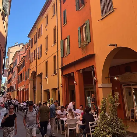 Apartament Bolognabyside-de Falegnami
