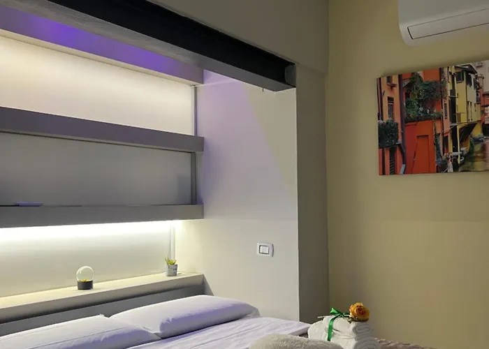 Bolognabyside-de Falegnami Болонья